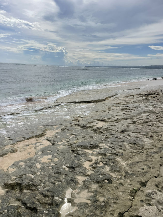Pantai Watu Bella: A Coastal Escape in West Sumba 🌊🏝️