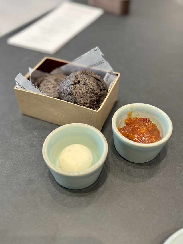 【韓国ソウル・新龍山】伝統茶とアフタヌーンティーが話題「o'sulloc TEA HOUSE 1979店」