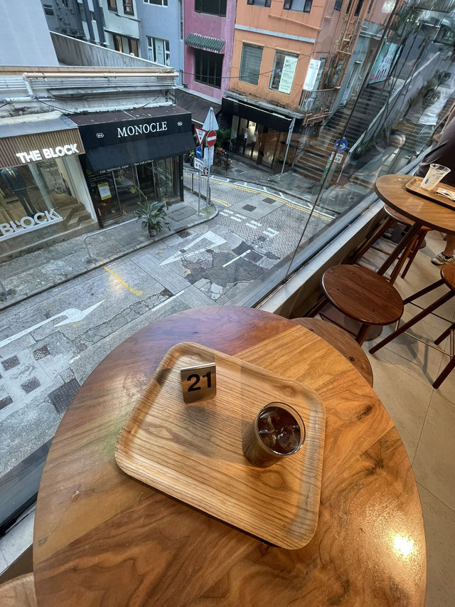 🇭🇰 Blue Bottle Coffee in WanChai, Hong Kong 
