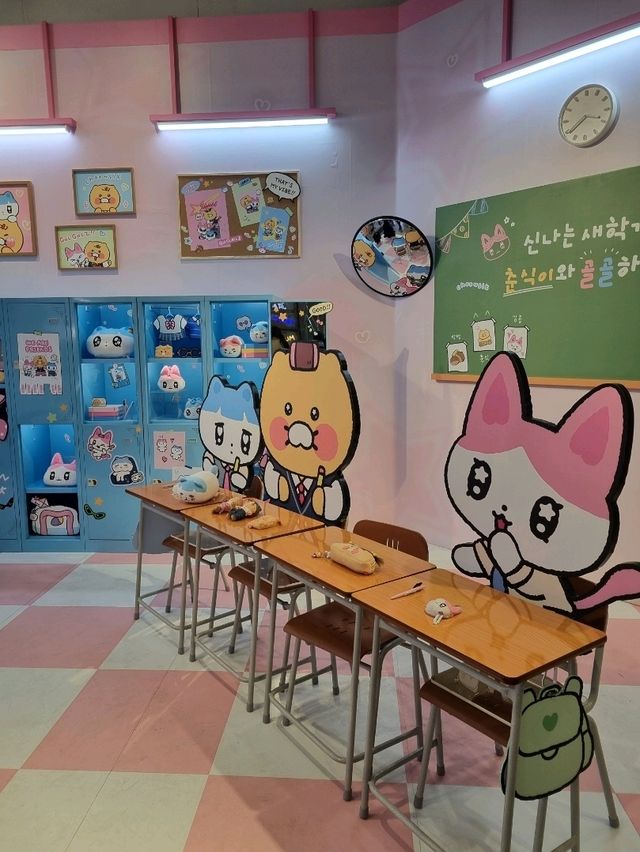 귀여운 제품이 가득한 카카오프렌즈 홍대 플래그십 스토어🐻