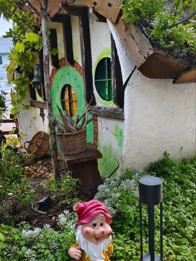Hobbit House in Penang