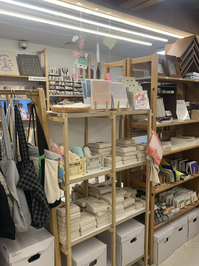 오브젝트 서교💐🧸 귀여움 가득한 홍대연남 소품샵