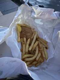 黃金海岸一日遊攻略：Tallebudgera Creek Beach、隱藏酒吧與在地美食