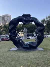 A Stroll Outside the National Taiwan Museum of Fine Arts