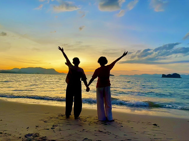 The best spots to enjoy the sunset is Eagle Square👫😎❤️
