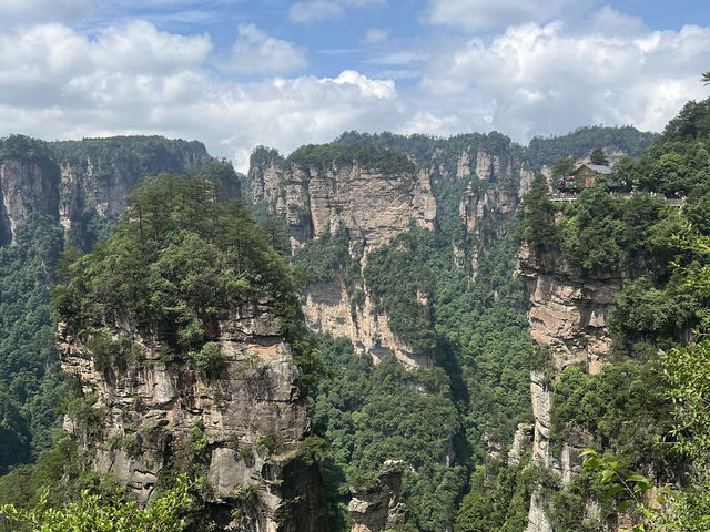 Zhangjiajie National Park: A Journey Through Nature's Masterpiece