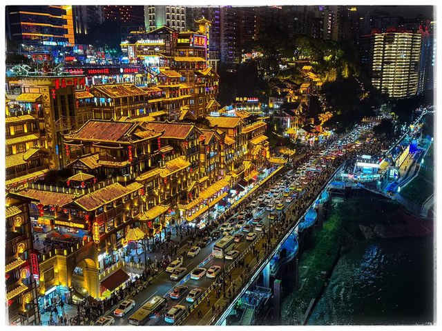 Chongqing Unveiled: From Ancient Rock Carvings to Nature’s Grand Masterpieces