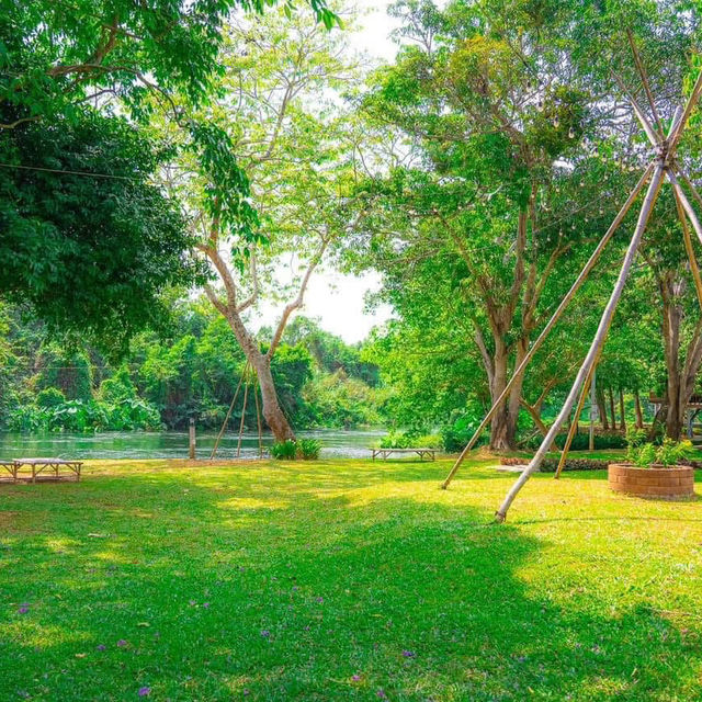 บ้านสวนริเวอร์รีสอร์ท แก่งกระจาน