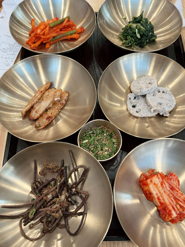 한식의 맛을 보러 떠나보세요!!