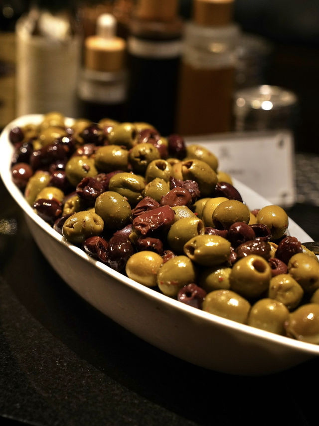 Astor Bar