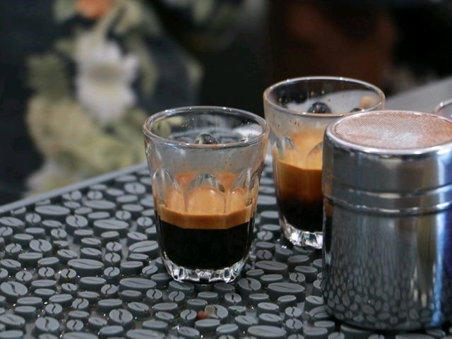 Hand Stand Coffee 