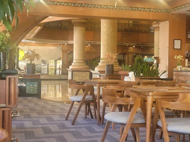 planet holiday hotel