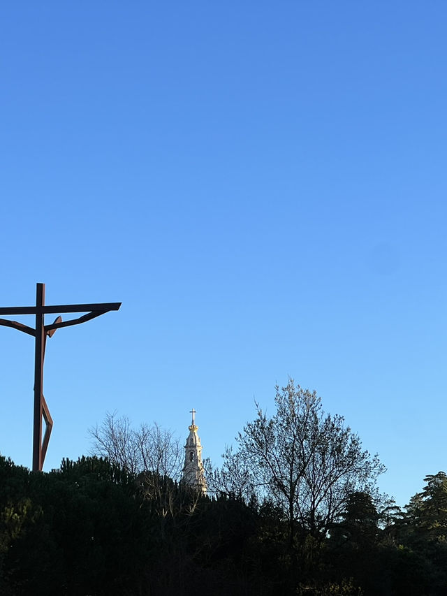 Winter Serenity at the Sanctuary of Fatima – 2024