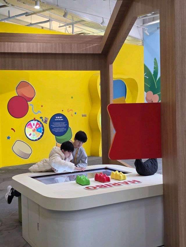 알록달록 귀여움이 가득한 전시🍭