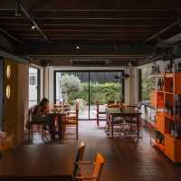 Brown burgundy ร้านที่ไม่ควรพลาด