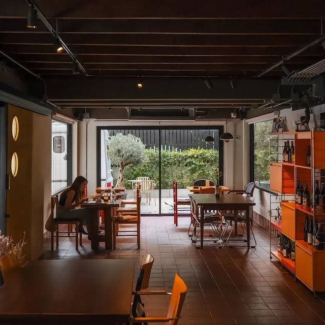 Brown burgundy ร้านที่ไม่ควรพลาด