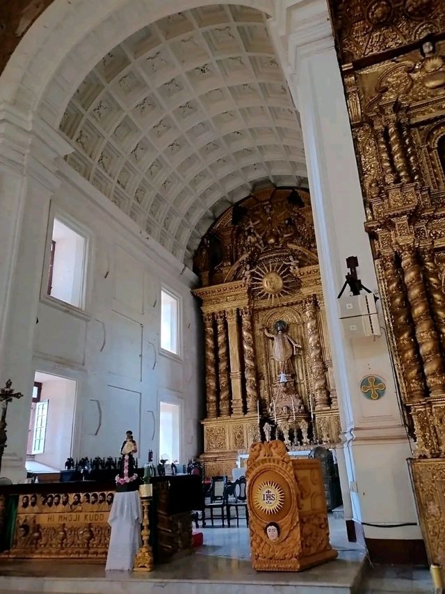 Basilica of Bom Jesus: Where Time Stands Still in the Heart of Goa