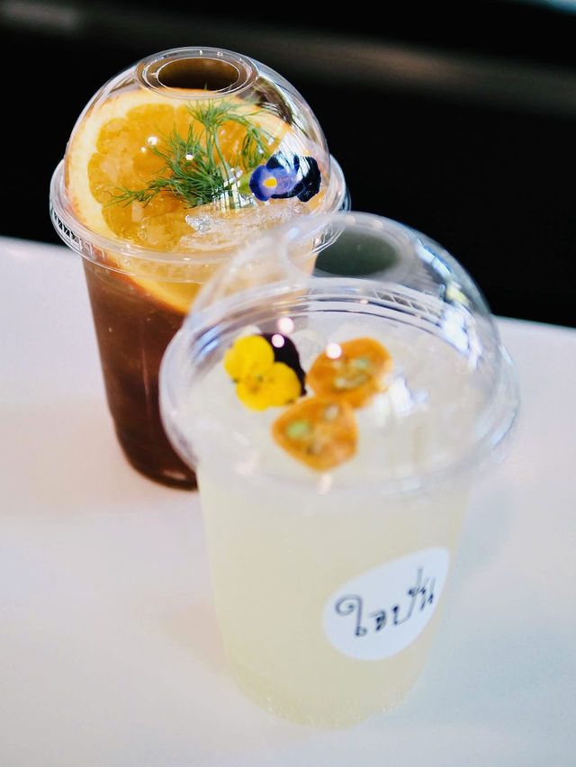 ร้านใจปัน คาเฟ่และร้านอาหารสไตล์โฮมมี่
