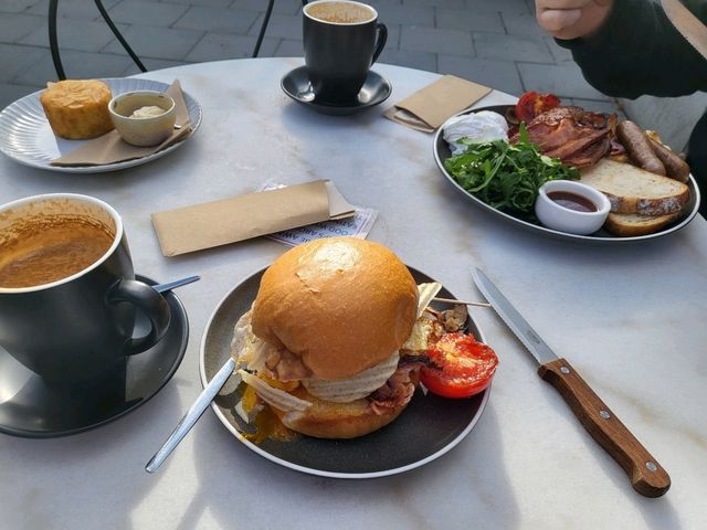 A surprising discover of Goulburn 