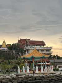 วัดเกาะลอยศรีมหาราชา จังหวัดชลบุรี✨