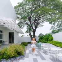 "Anotherroot.cafe" คาเฟ่สไตล์เก๋งานอาร์ตสวย