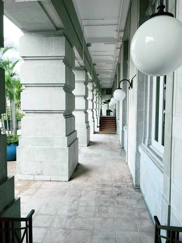 The Fullerton Hotel Singapore: An Opulent Heritage Staycation