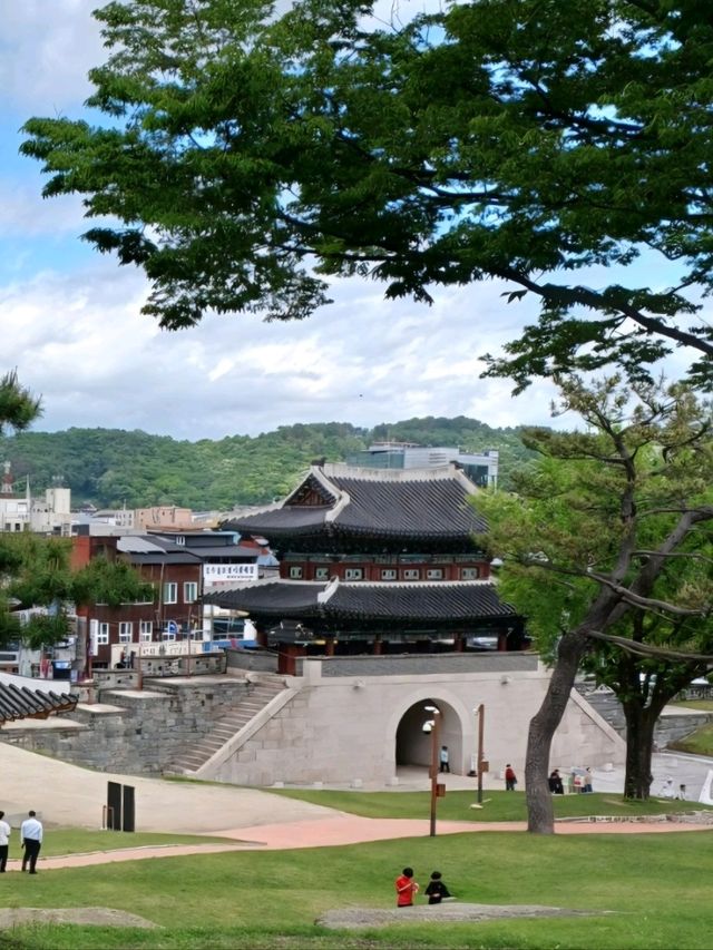 계절마다 다른 얼굴, 진주성