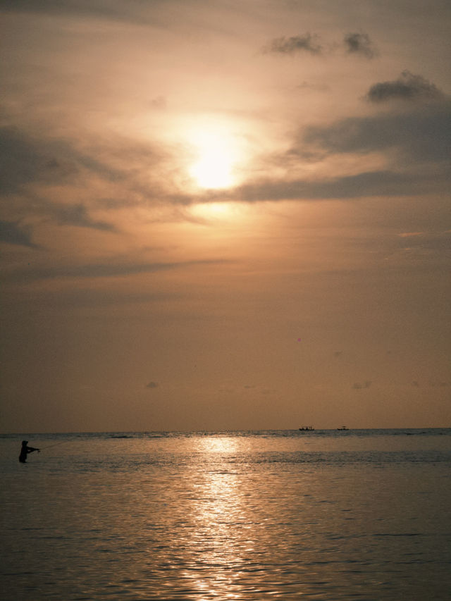 ทะเลหน้าฝนก็เฟี้ยวได้ mercure koh chang hideaway