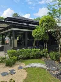 McDo Meets Tranquility: A Bite at Ridout Tea Garden, Singapore