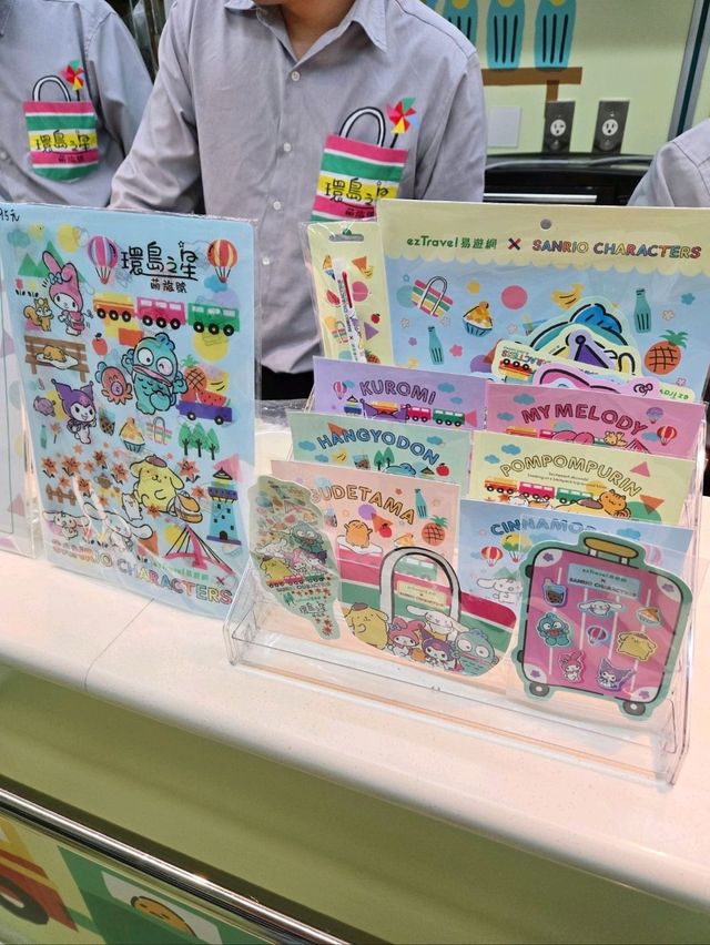 台湾周遊 サンリオ電車