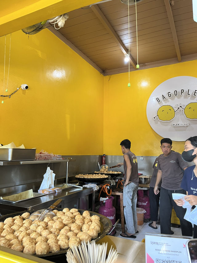 Exploring Pasar Oro Oro Dowo, Malang