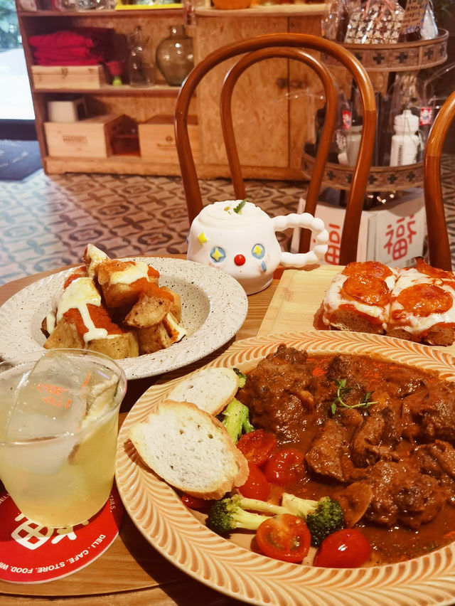 FUFU (CBD, Beijing) — Where Sustainability Meets Soul Food in the City’s Fast Lane 🧺🌿✨