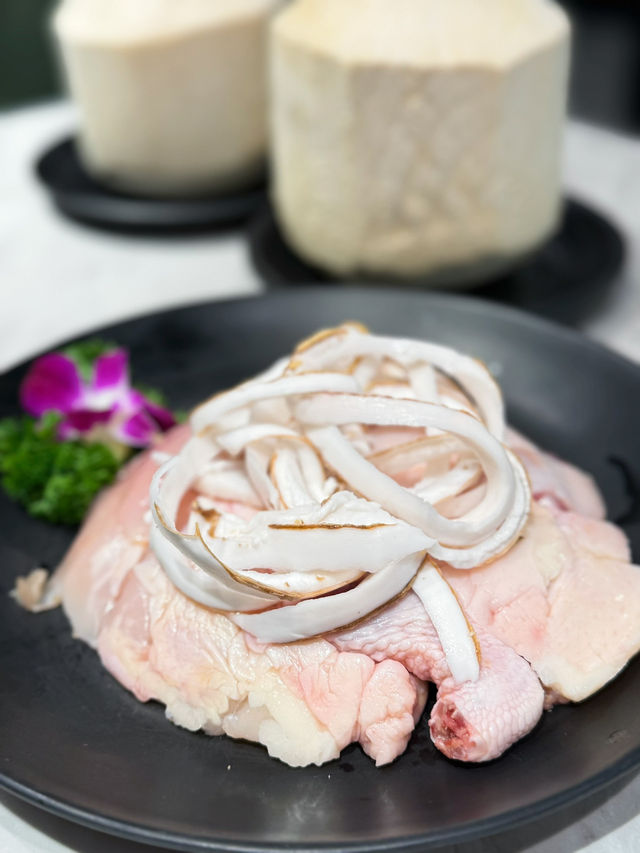 香港火鍋美食｜椰子雞湯配龍蝦海鮮🦞