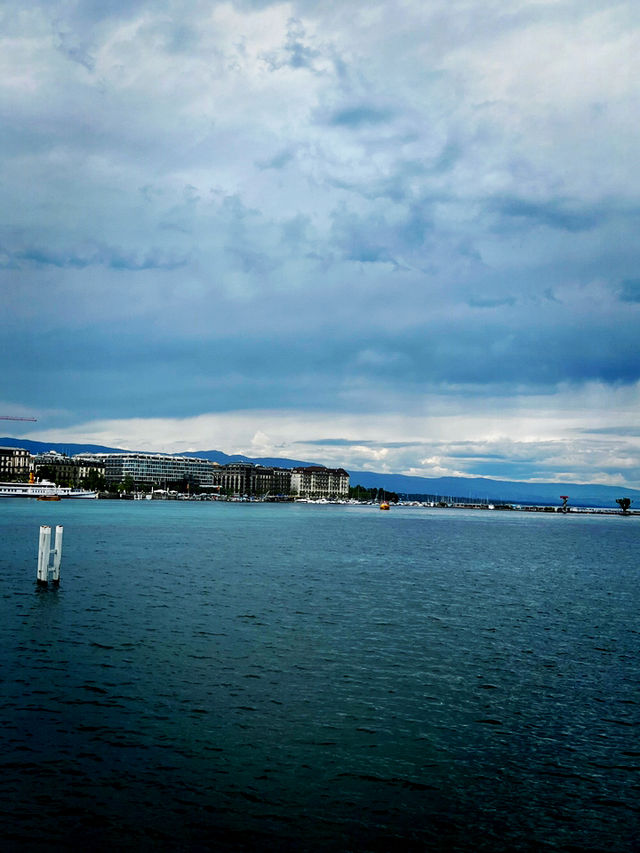 A Timeless Bloom – Geneva’s Iconic Flower Clock