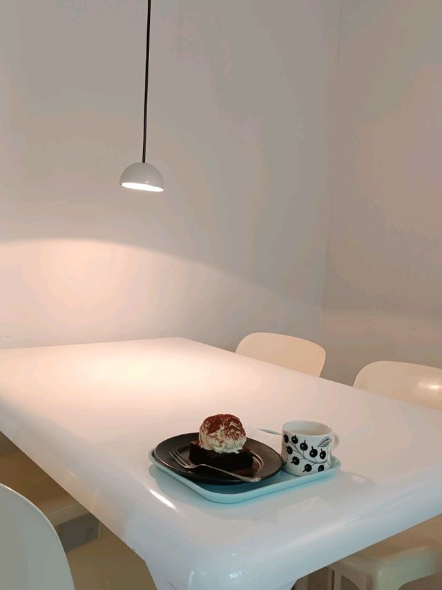 純白小屋咖啡店 Pol coffee