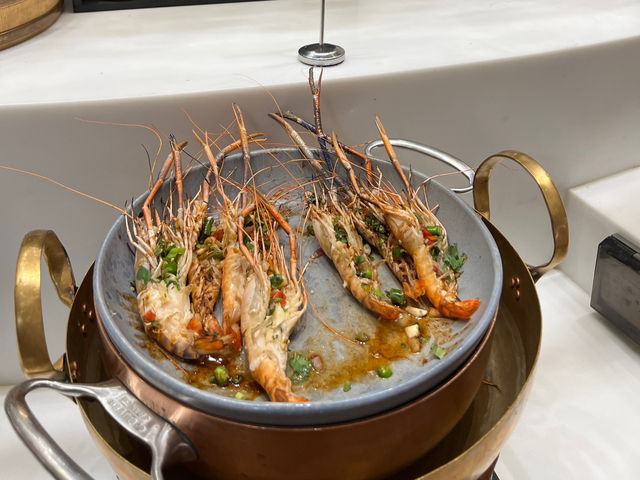 🥩 Wagyu, Foie Gras & More: A Buffet Feast at The Berkeley Dining Room 🍽️