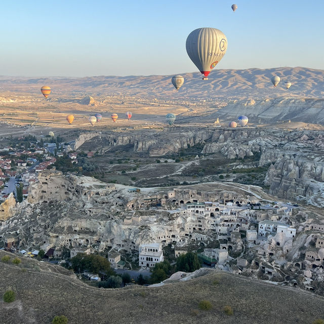 Soaring Over Cappadocia 🇹🇷: Hot Air 🎈Ride