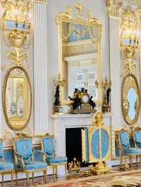 Ornamented power: a walk through the Catherine Palace and its gilded echoes