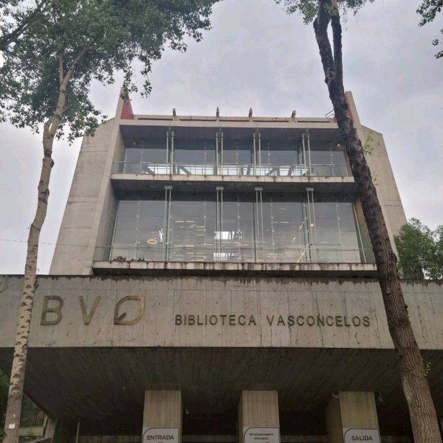 【メキシコシティ】ヴァスコンセロス図書館