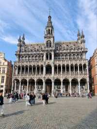 Gilded Showstoppers: A Whirl Around Brussels’ Grand Place!