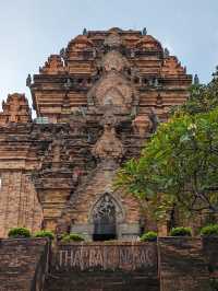 🇻🇳 Cham Towers Po Nagar: A Greeting from Ancient Times in Nha Trang! 🗿
