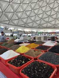 Explore the Vibrant Chorsu Bazaar in Tashkent, Uzbekistan 🇺🇿 