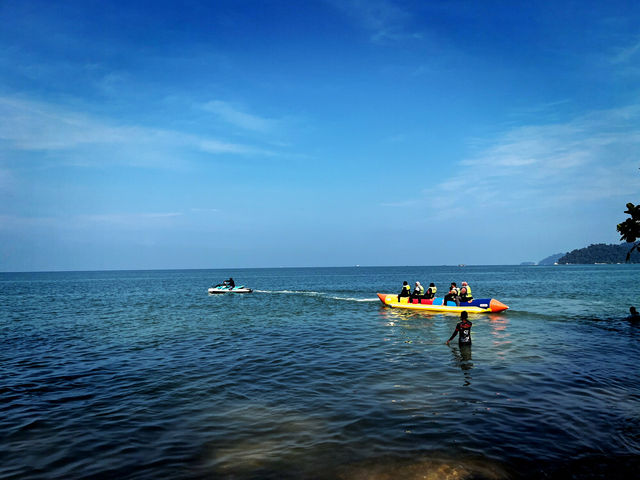 Teluk Batik – A Relaxing Summer Escape