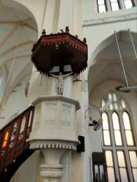 Gloria Church