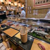 🇯🇵橫濱「立鮨 すし横」 ポルタ美食街立食壽司🍣，輕鬆享受正宗滋味!