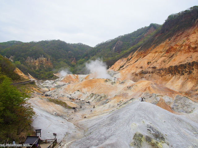 🌋 A Walk Through Hell Valley — Noboribetsu Jigokudani
