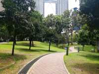 🌳 : KLCC Park เที่ยวกัวลาลัมเปอร์ มาเลเซีย