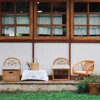 📍บ้านสวนกำไรสุข – คาเฟ่ริมน้ำกลางสวนในฉะเชิงเทรา 