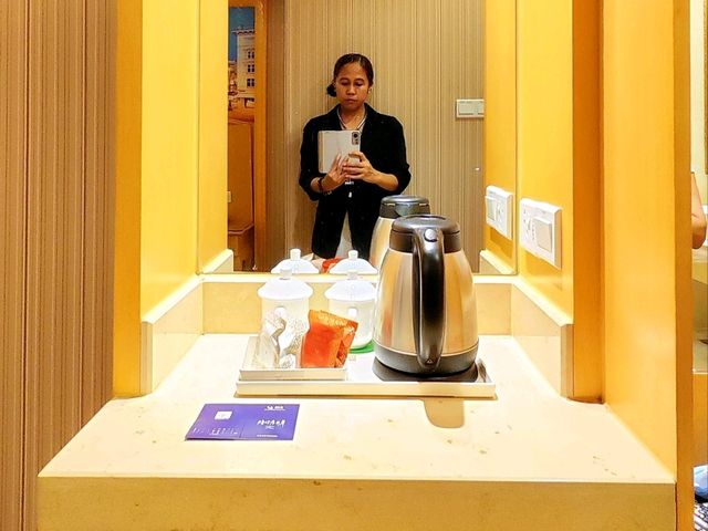 Dameisha seaside getaway and comfy stay at Vienna Hotel Dameisha 