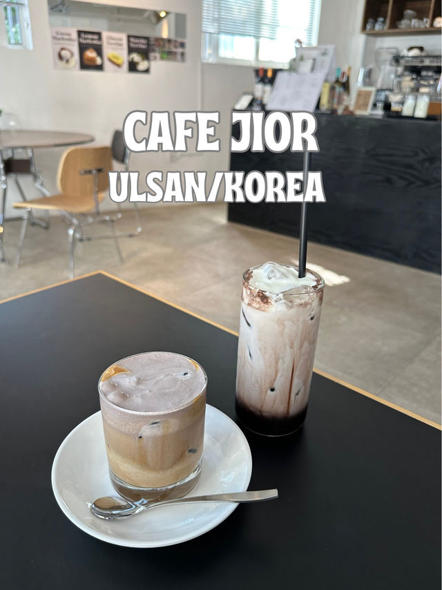 【韓国/蔚山】おしゃれでお酒も飲めちゃうカフェ☕️
